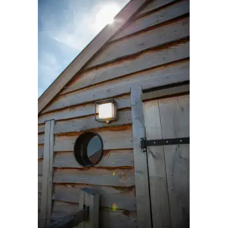 LUTEC Curtis LED væglampe, sort solcelle med sensor 3W