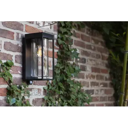 LUTEC Flair LED væglampe, sort solcelle med sensor 2W