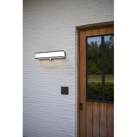 LUTEC Doblo LED væglampe, sort solcelle med sensor 16,5W