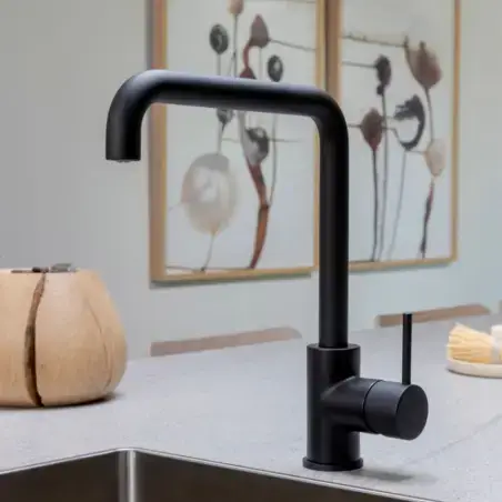 Mora Inxx II Sharp køkkenarmatur, U-tud, mat-sort