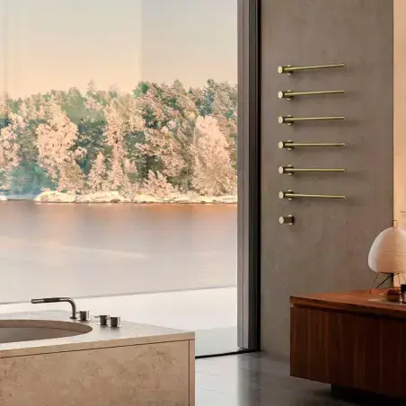 Vola T39EL/12 - 59 håndklæderadiator med 12 tværstænger- børstet messing natur