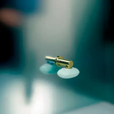 Vola T3 - 19 sæbemagnet - poleret messing natur