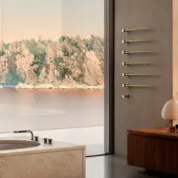 Vola T39EL/12 - 19 håndklæderadiator - poleret messing natur