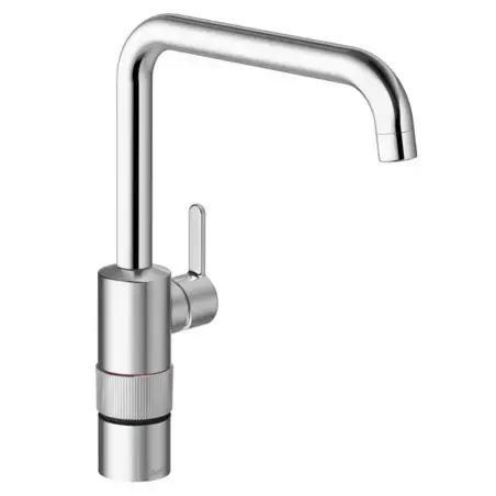 Damixa instant vandhane med kogende vand.